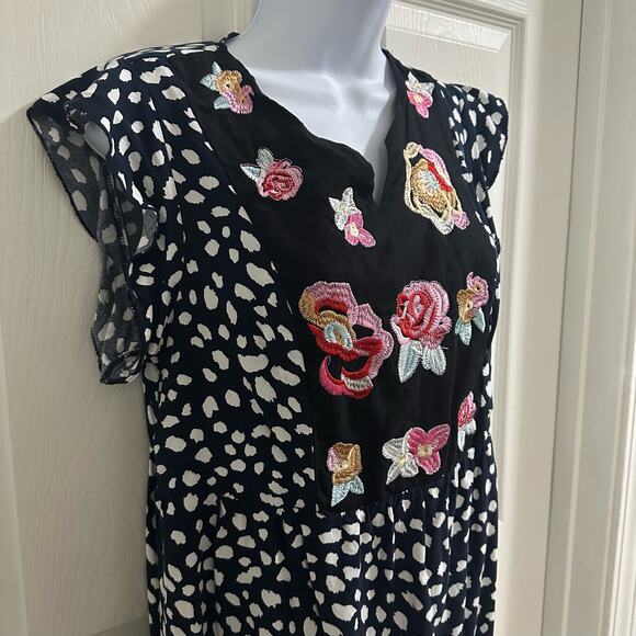 💥KIRUNDO Women's 2024 Summer Mini Dress Boho Floral Embroidered Women’s Sz Small - Picture 2 of 12